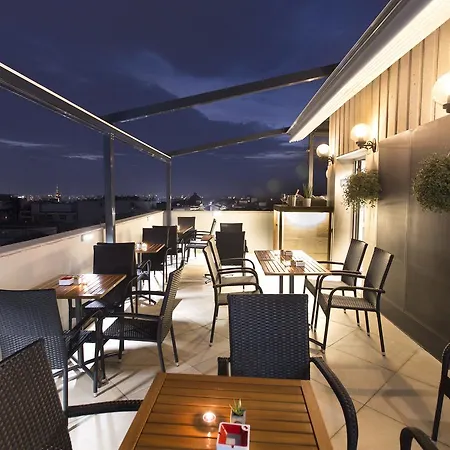 住宿加早餐酒店 Republic Square Sky Terrace 3*